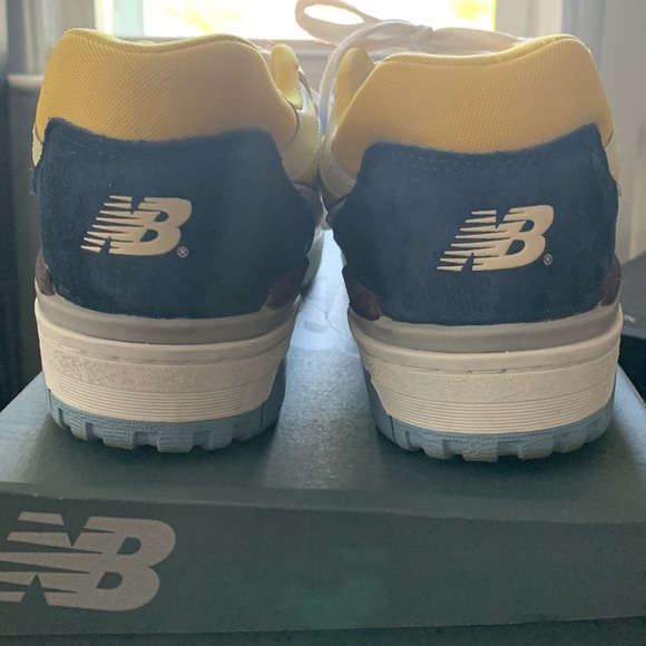 New Balance 550 - Picture 4 of 5